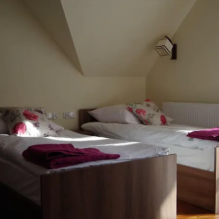 Rembisz 3* Łapsze Niżne