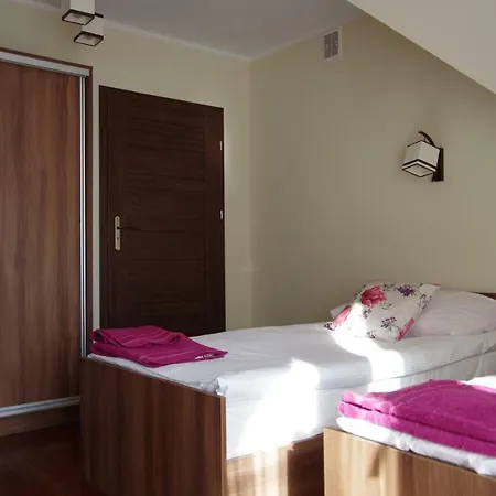 Rembisz 3* Łapsze Niżne