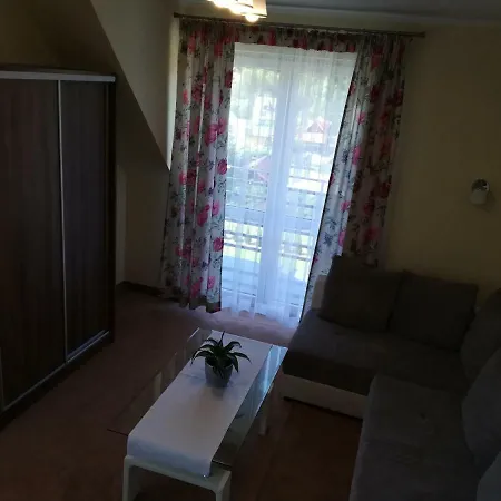 Rembisz 3* Łapsze Niżne